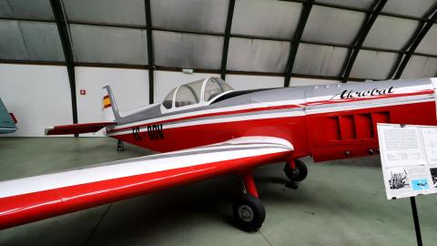 Zlín Z-526